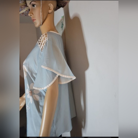 Wish Blue Top size Large/12 - Picture 2 of 4